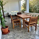 Nyaraló W/ Spacious Terrace