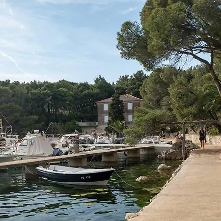 W/ Spacious Terrace * Mandre