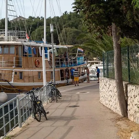 W/ Spacious Terrace Hébergement de vacances Mandre