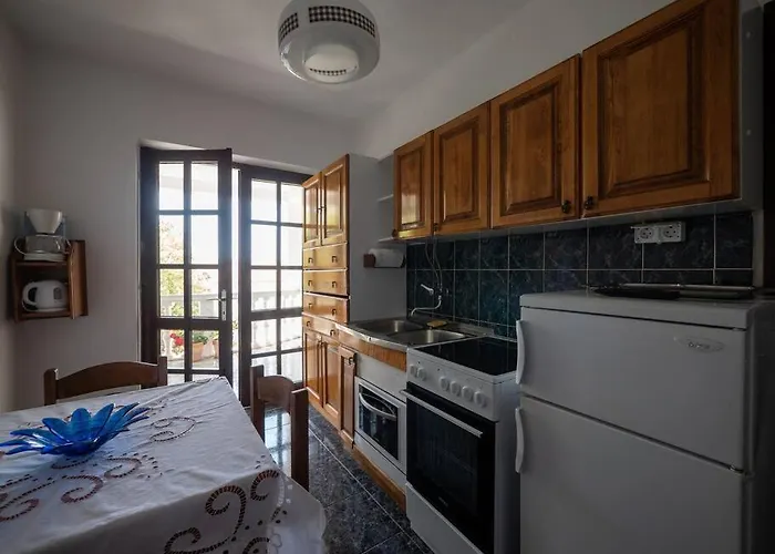 W/ Spacious Terrace * Mandre