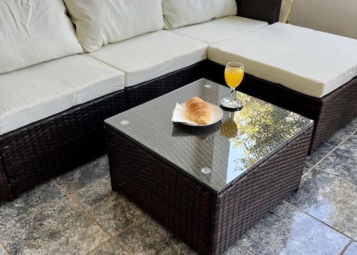 Casa de Férias W/ Spacious Terrace *
